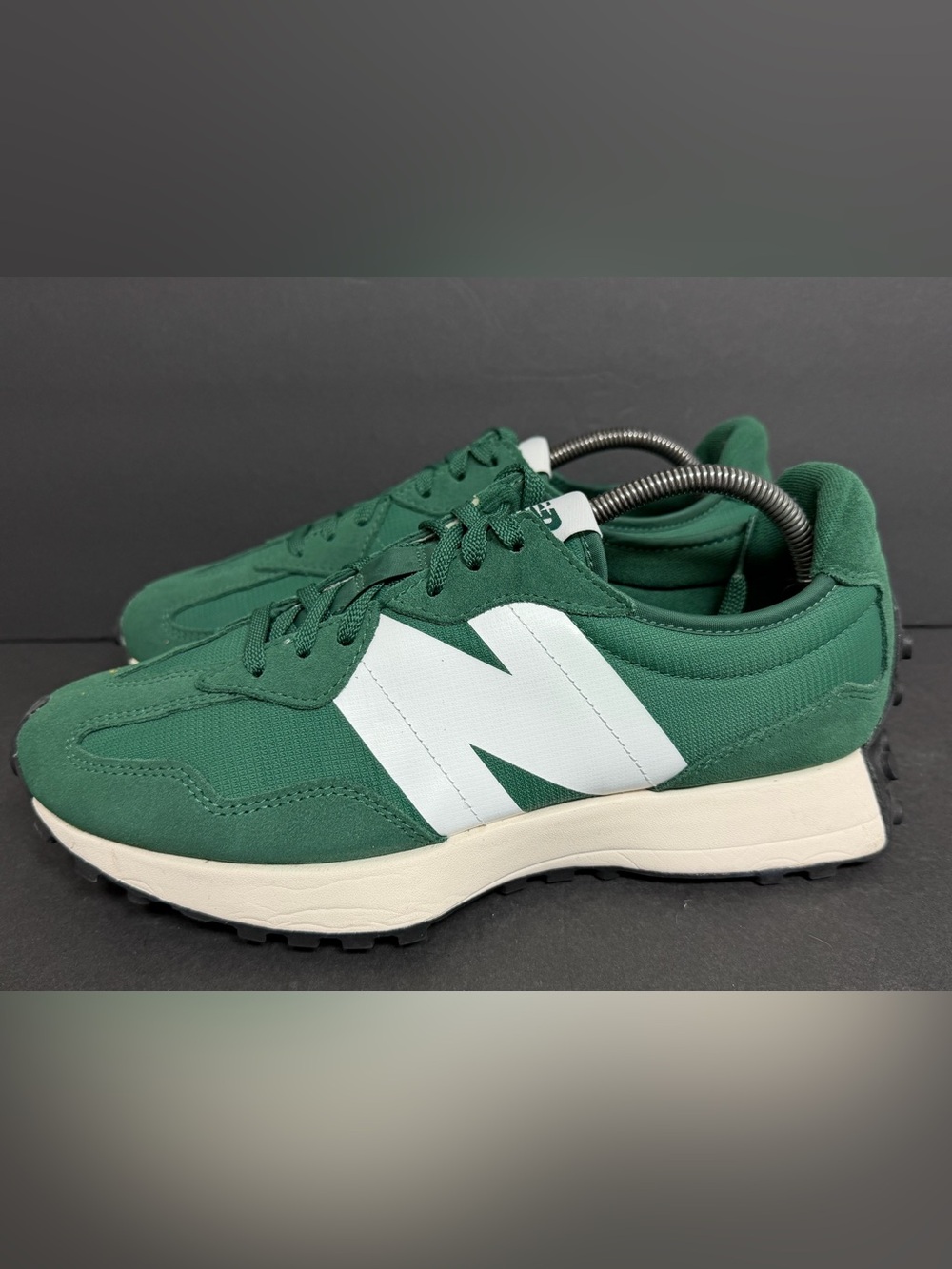 New Balance 327 Men's Size 9.5 Team Forest Green Suede Shoes MS327GB WORN ONCE